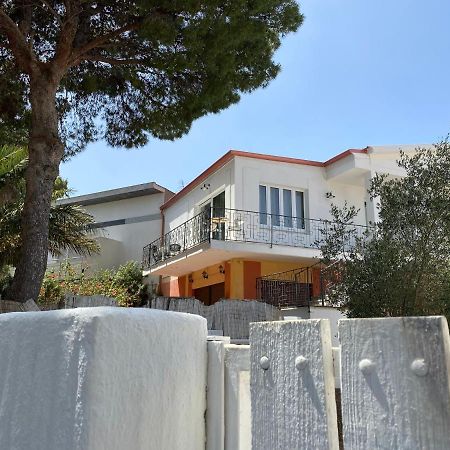 Sabrina Apartments Porto Pino Eksteriør billede