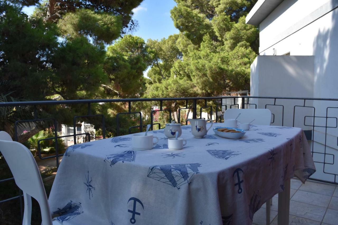 Sabrina Apartments Porto Pino Eksteriør billede